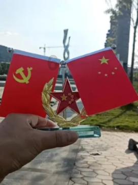 时尚太阳眼镜