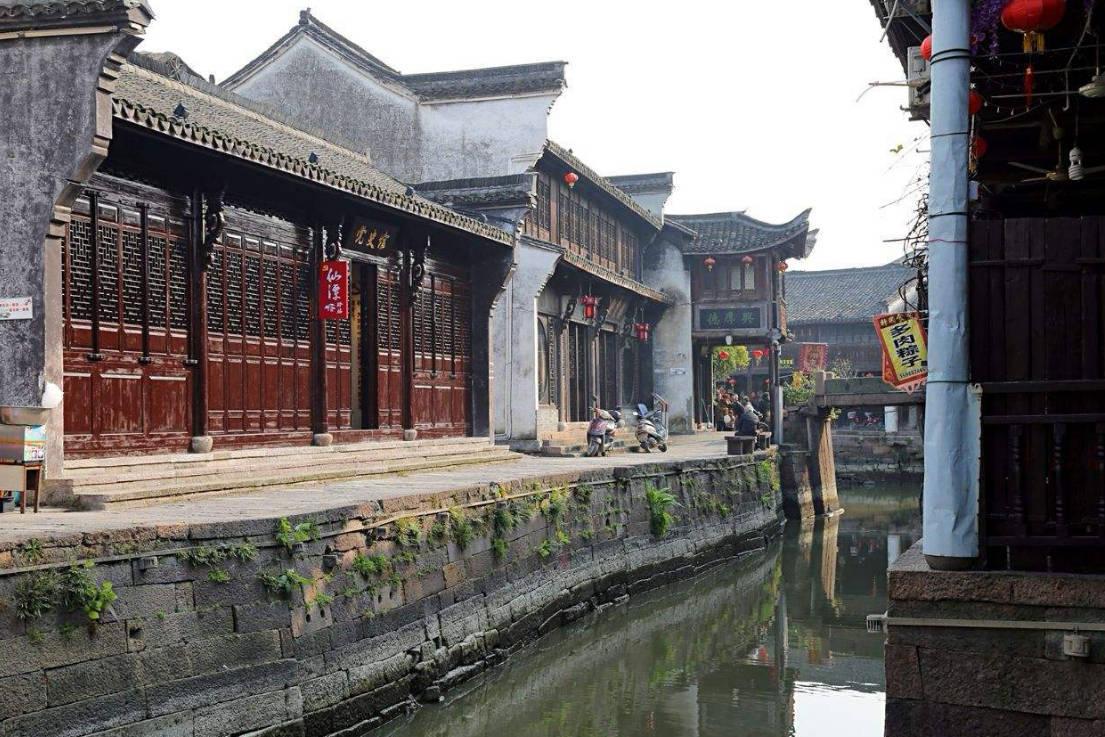 甲乙两数不昰倍数关系，公因数不只1个。如果甲数是18，两数的最小公倍数是72，那么乙数是多少？游戏画面